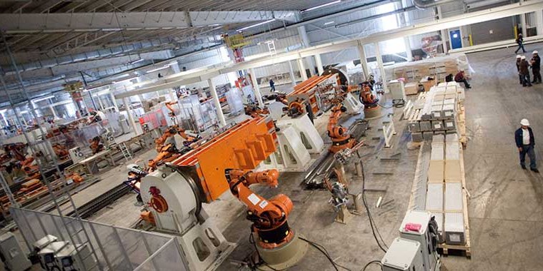 Coronavirus detuvo a industria automotriz en el mundo Coronavirus detuvo a industria automotriz en el mundo