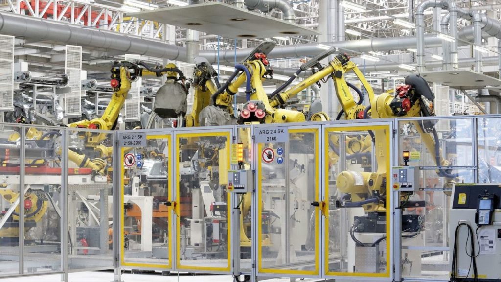 Volkswagen extiende paro de labores por coronavirus en planta de Puebla
