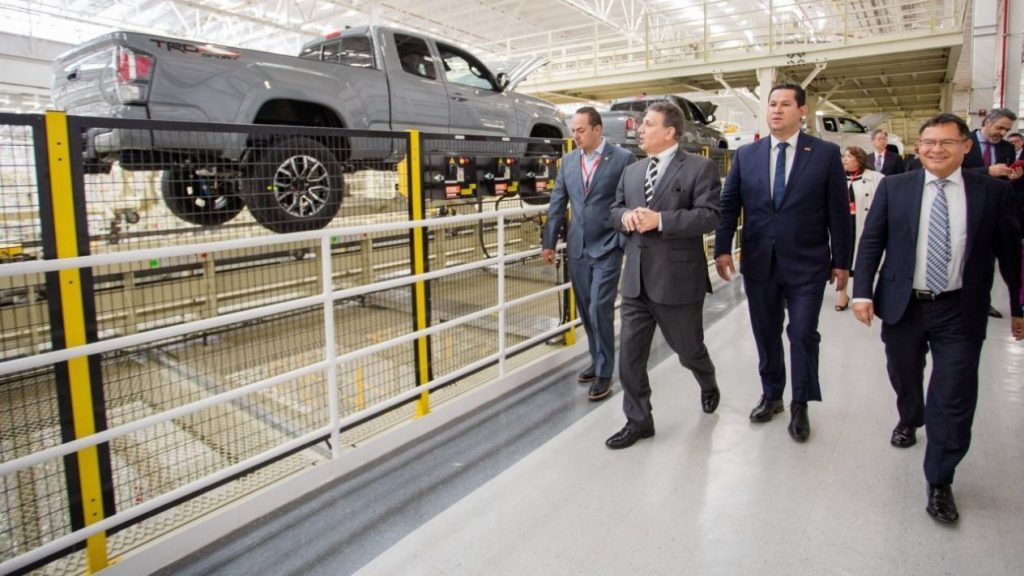 Solicita industria automotriz ser considerada como esencial para reanudar operaciones ante COVID-19 bullet