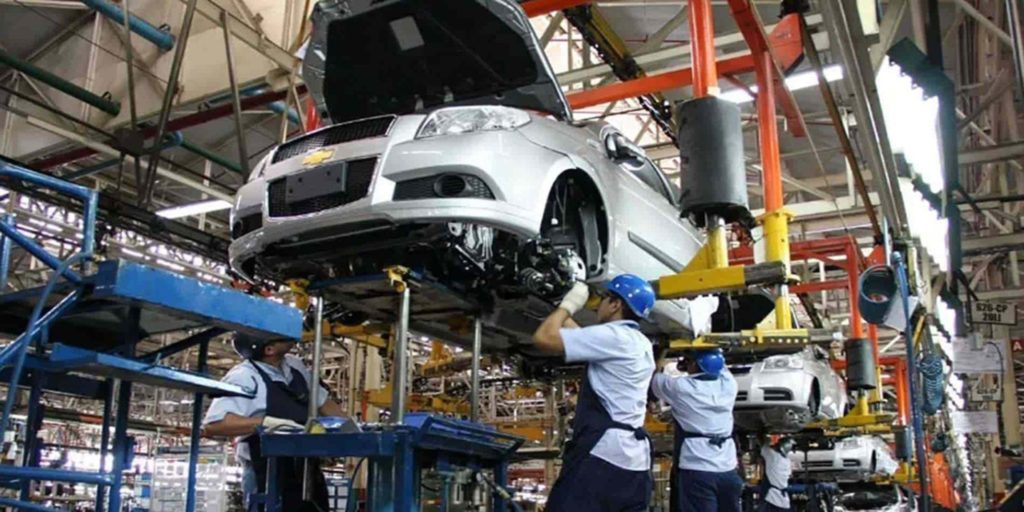 Prevén recuperación de la industria automotriz hasta 2022; caerían a niveles de la crisis de 2008-2009