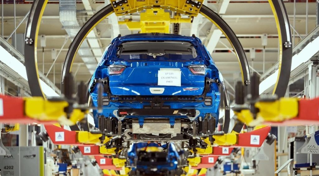 México alista plan con EU y Canadá para la reapertura del sector automotriz