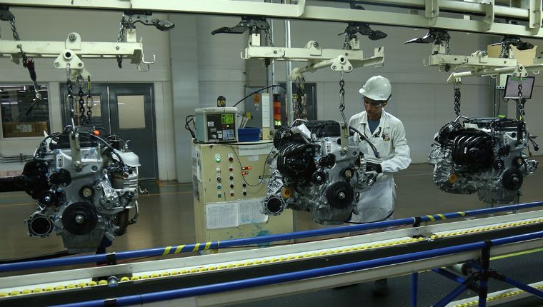 Industria automotriz enciende motores