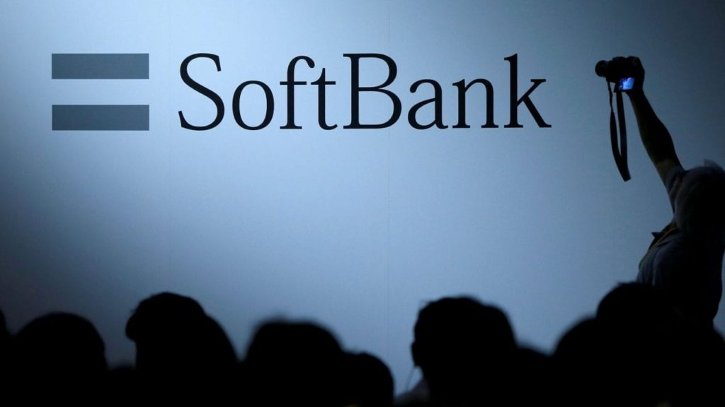 SoftBank llama a la transformación digital en México a través de los estudiantes
