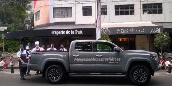 Copia-de-Apoyemos-a-nuestros-héroes-4-1100x690-c