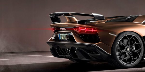 aventador_2