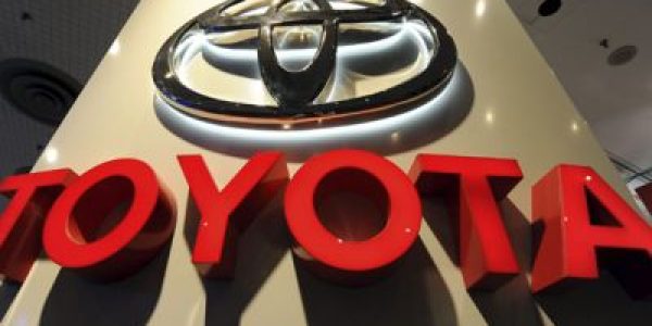toyota-letras-anuncio_3
