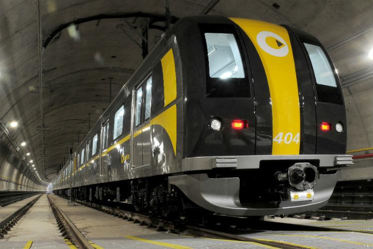 Metrô, ônibus e Uber. Tudo junto e misturado