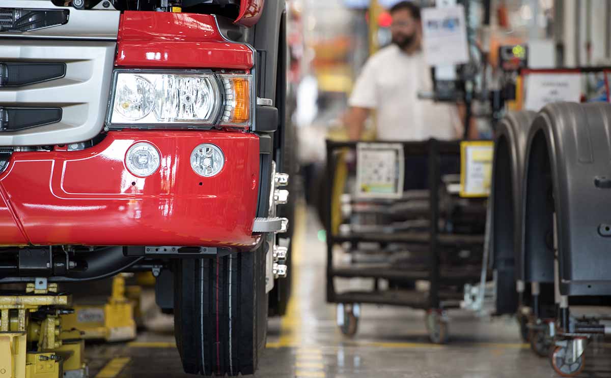 Produção de caminhões deve fechar 2020 acima do esperado