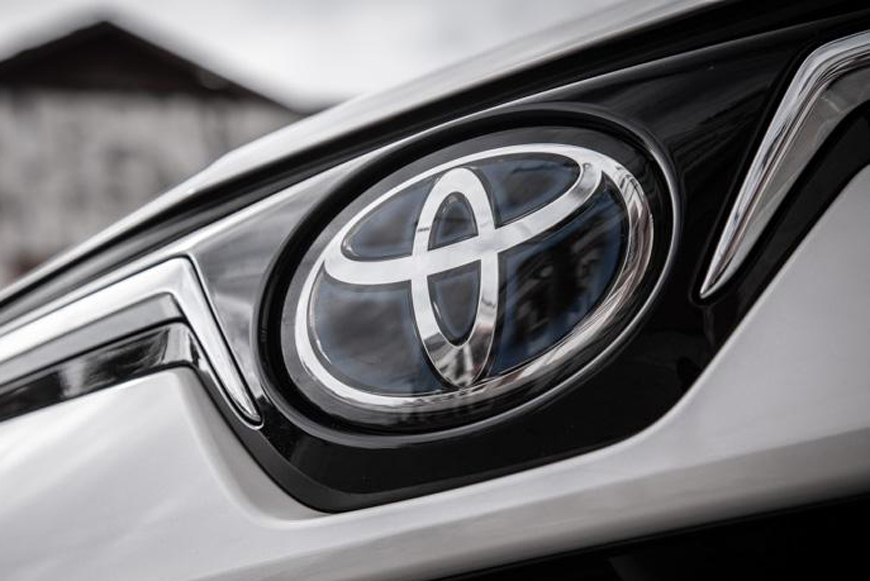 Toyota foi a marca mais vendida no mundo em 2020; Grupo VW liderou os fabricantes