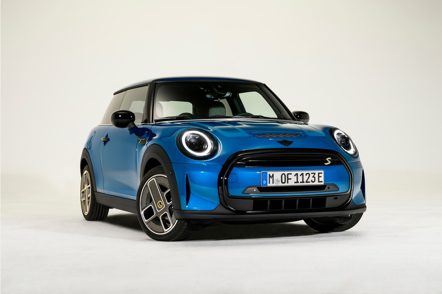 Mini elétrico reestilizado chega ao Brasil ainda no primeiro semestre